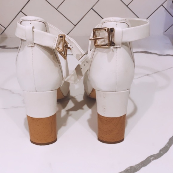 Gianni Bini White Heels - Picture 4 of 4